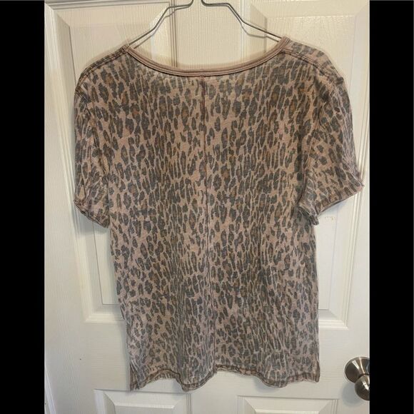 Free people tourist leopard T-shirt sz XS - Picture 4 of 6